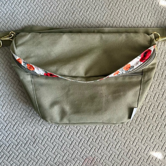 The Freckle Bag by the Poppy Brand- Sage Green - Picture 2 of 10